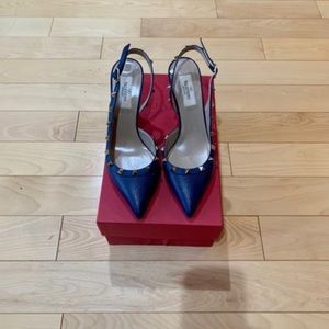 Pebbled Calfskin Rock stud Half d'Orsay Sling back Mid Heel Pumps